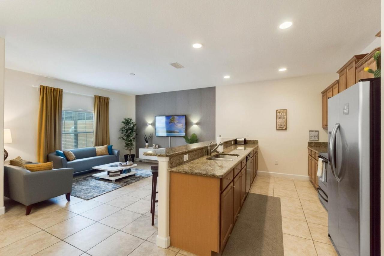 Townhome W Pool Near Disney & Orlando Attractions كيسيمي المظهر الخارجي الصورة