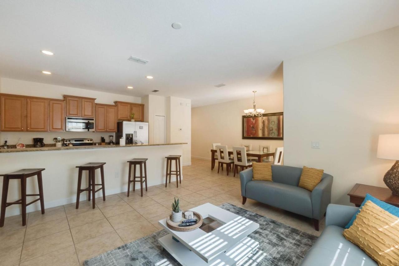 Townhome W Pool Near Disney & Orlando Attractions كيسيمي المظهر الخارجي الصورة